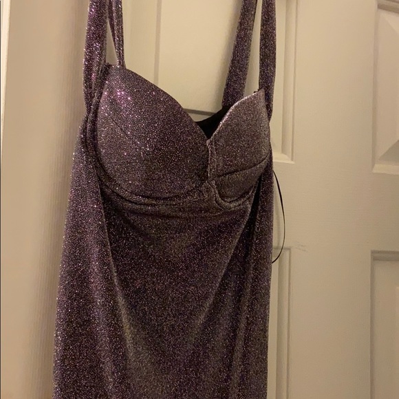 Dress - Picture 1 of 2